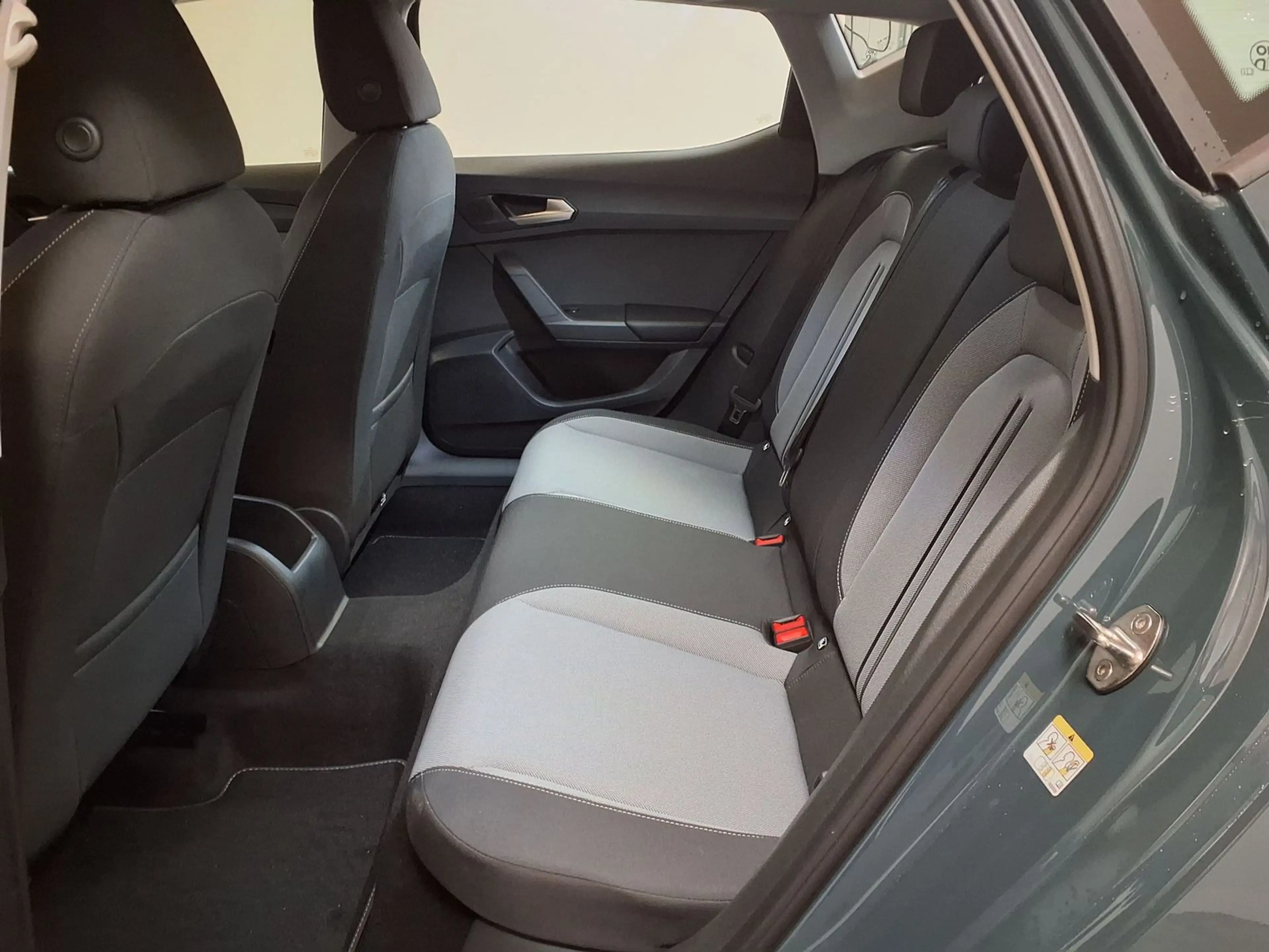 SEAT Leon Entry RFK|LED|Carplay|Klima|PDC|SHZ — photo 10