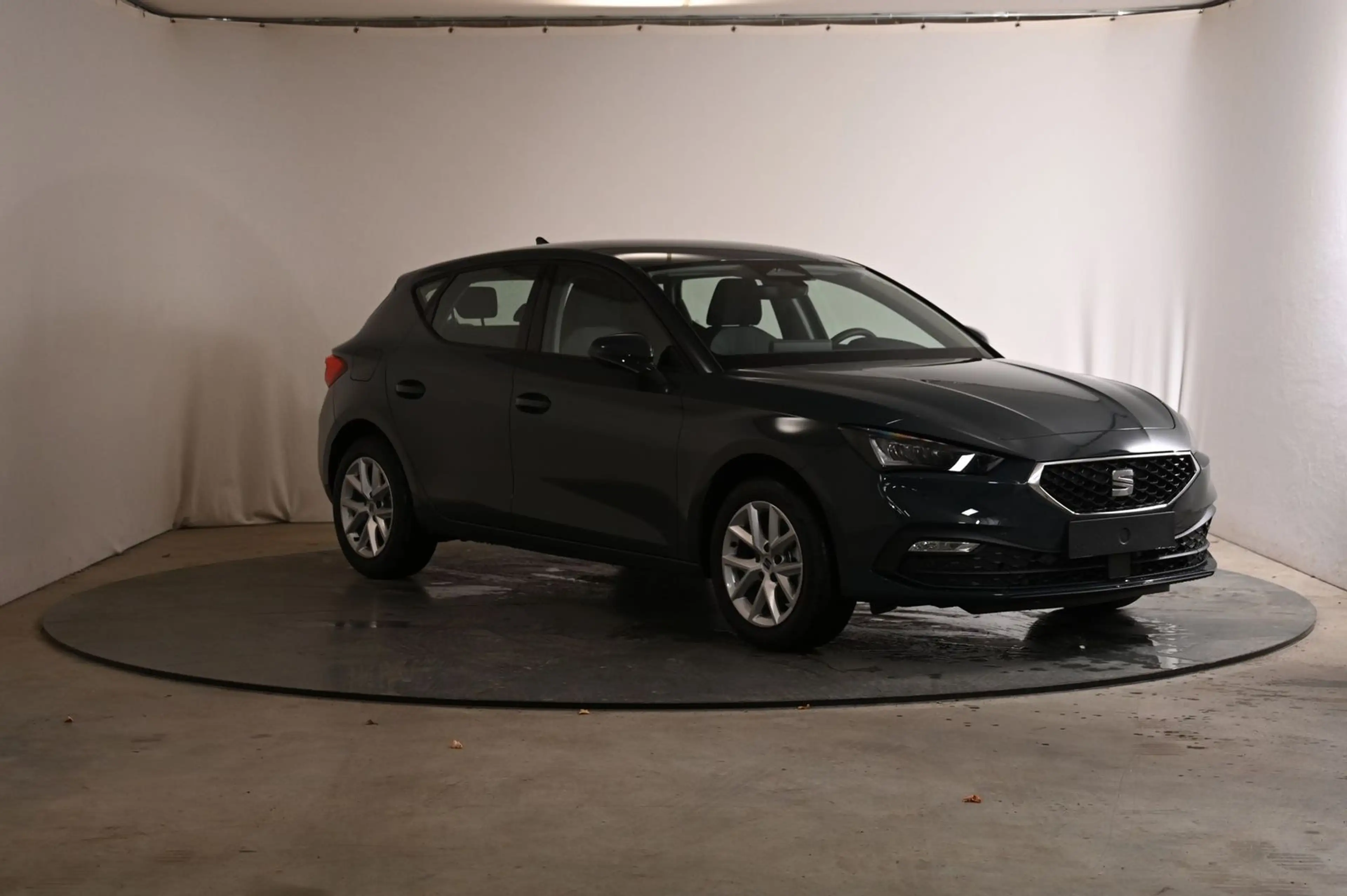 SEAT Leon Entry RFK|LED|Carplay|Klima|PDC|SHZ — photo 7