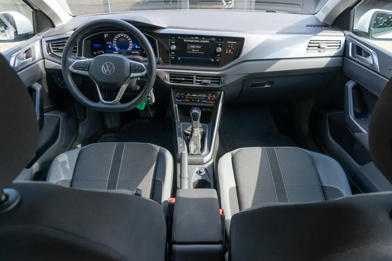 Volkswagen Polo 1.0 TSI Style|KeyLess|CarPlay|Camera|Full Option 10