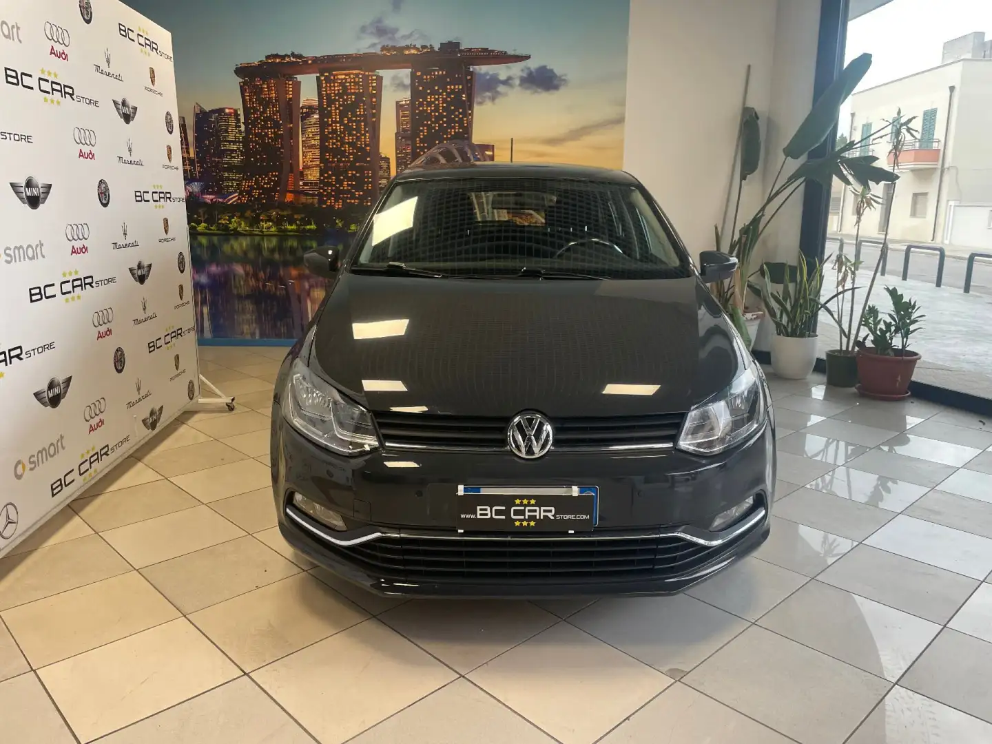 Volkswagen Polo 1.4 TDI 5p 75cv Business CARPLAY/ANDROID Gris - 2