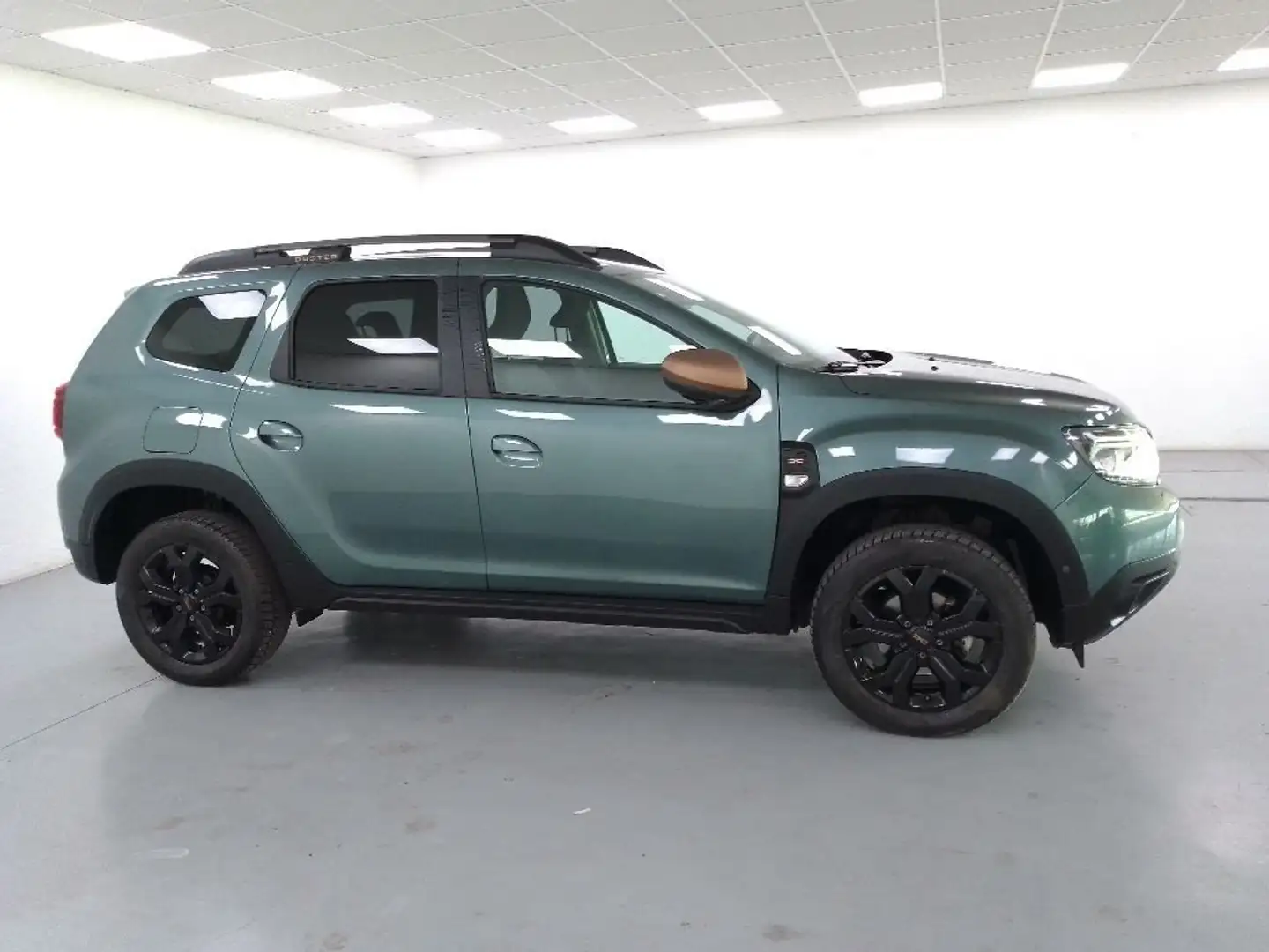 Dacia Duster Duster 1.0 tce Extreme Gpl 4x2 100cv Grün - 2