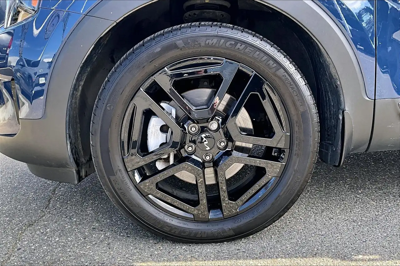 Kia Telluride снимка Kia Telluride