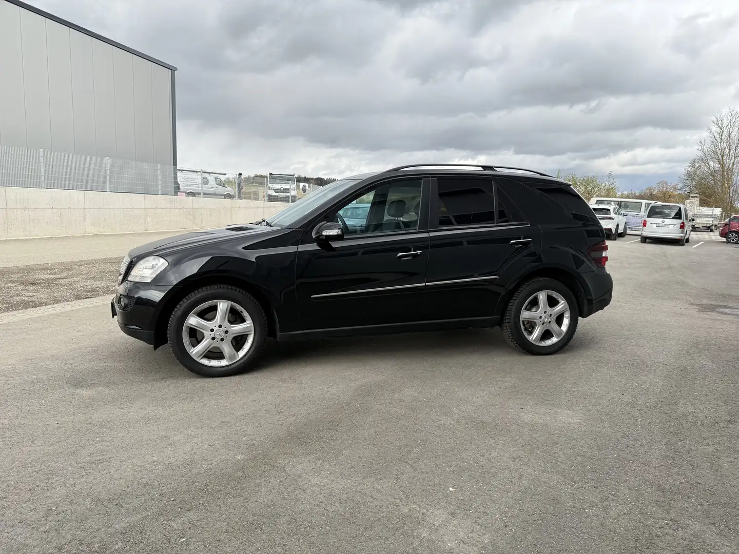 Mercedes-Benz ML 320 ML 320 CDI 4MATIC Aut. DPF Schwarz - 2