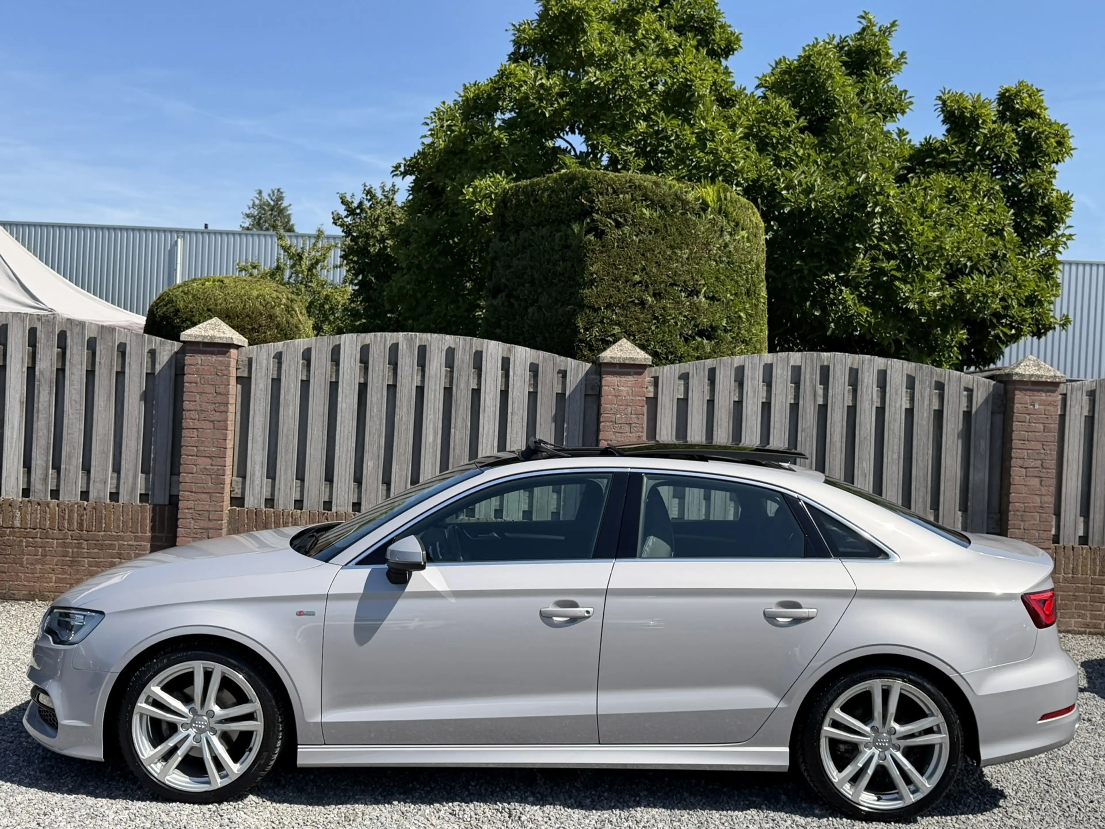 Audi A3 Limousine 1.4 TFSI CoD Ambition Pro Line S RS3 KUI — photo 4