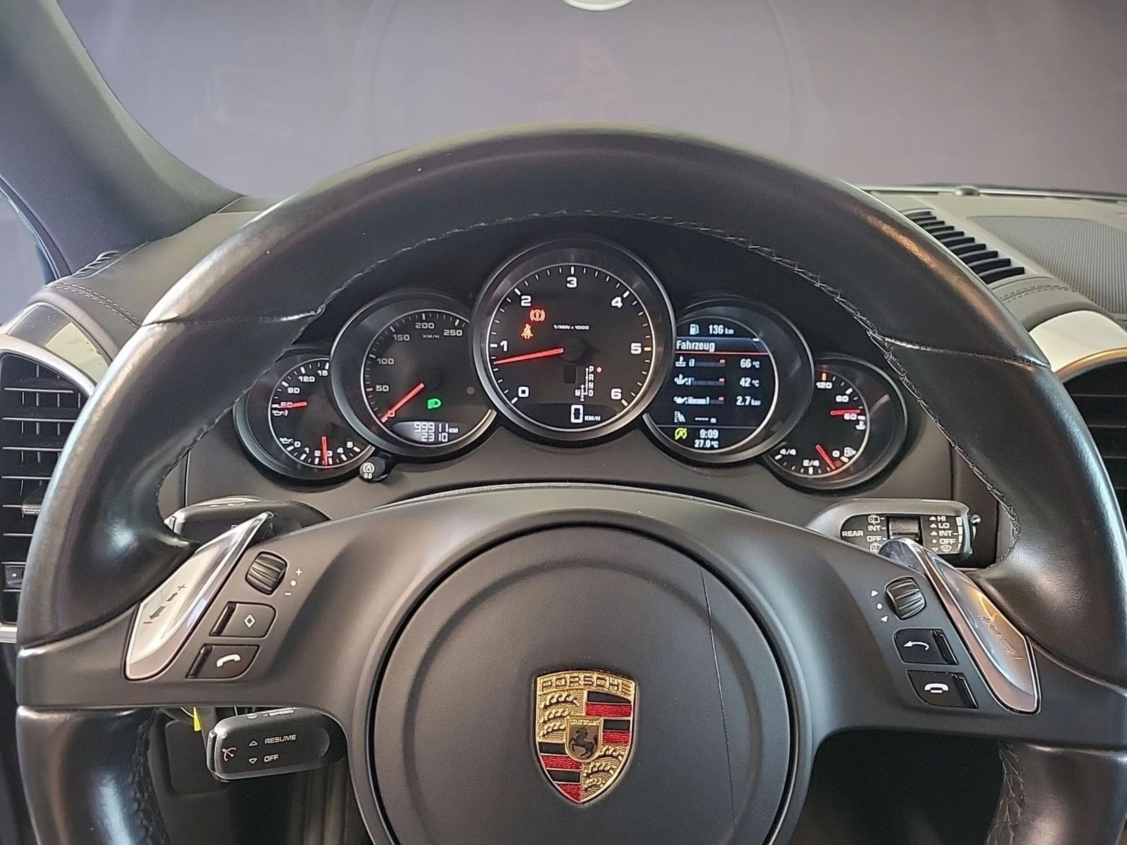 Porsche Cayenne 3.0d*8xBEREIFT*LEDER*LUFT*XENON — photo 14