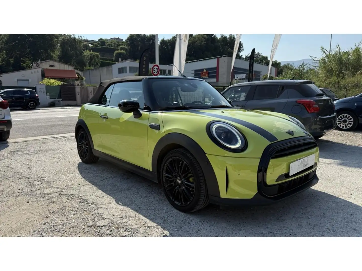 MINI Cooper Mini Mini F57 LCI Cabriolet 1.5 136cv Cooper Essen Jaune - 1
