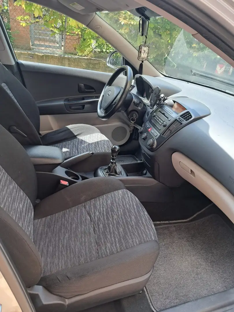 Kia Ceed SW / cee'd SW 1.4 BI FUEL Argintiu - 2