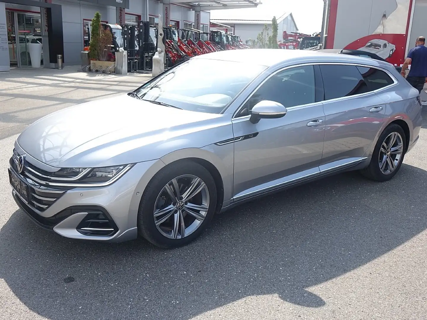 Volkswagen Arteon SB R-Line 2,0 TDI DSG *LED, VIRTUAL, ACC, NAVI,... Silber - 1