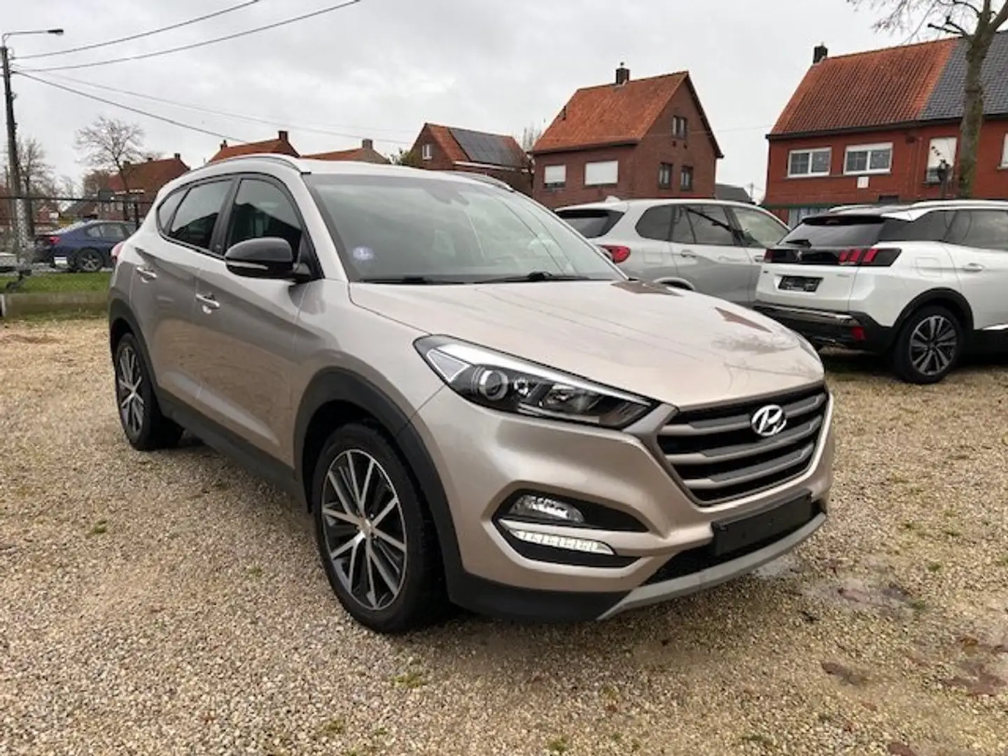 Hyundai TUCSON Tucson 1.6 T-GDi 2WD Automaat - camera - Trekhaak Beige - 2