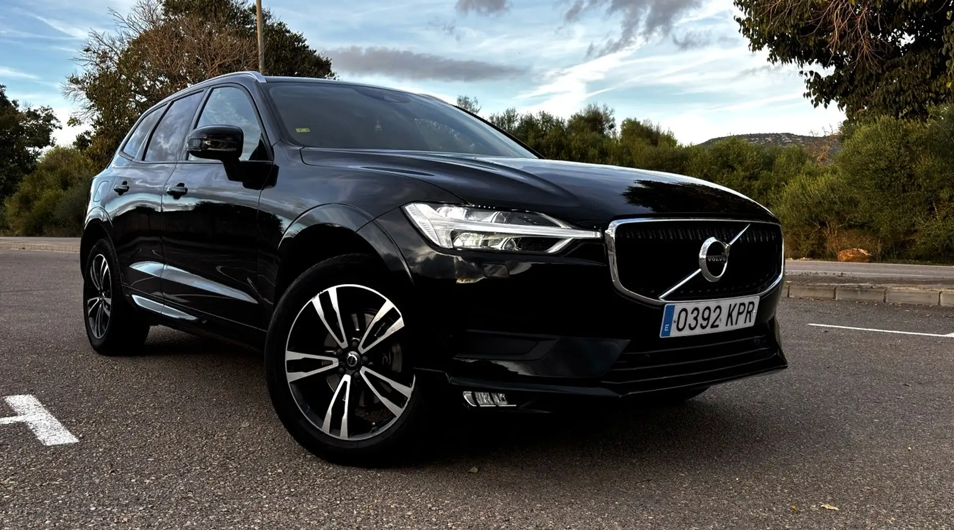 Volvo XC60 D3 Momentum Premium Edition - 1