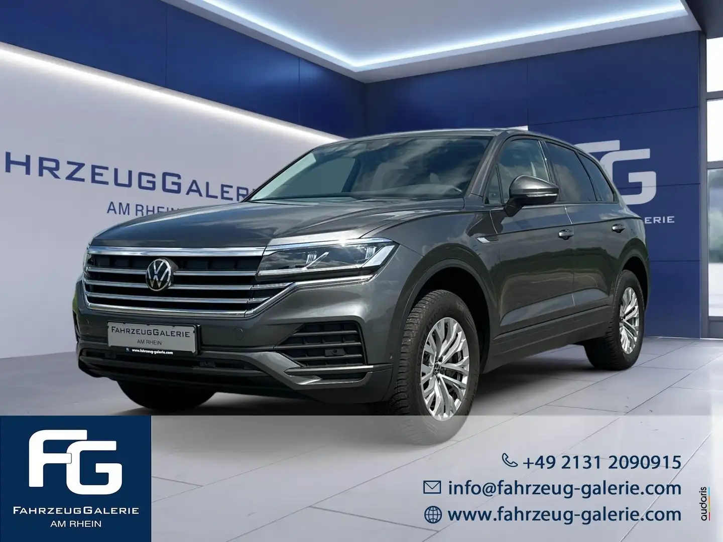 Volkswagen Touareg 4Motion 3.0 TDI V6 Innovision Cockpit Сірий - 1