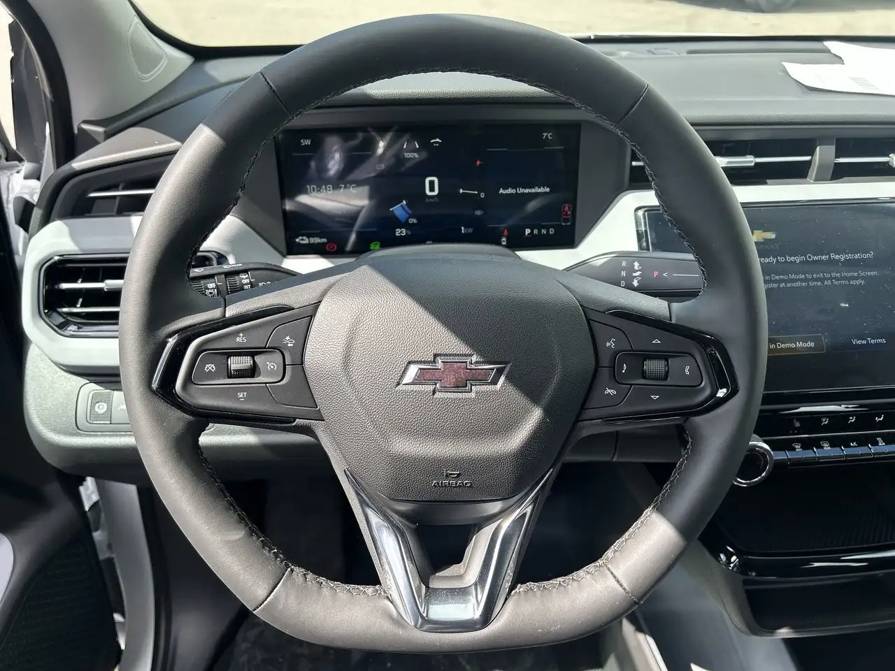 Chevrolet Bolt снимка Chevrolet Bolt
