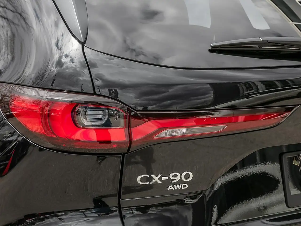 Mazda CX-90 PHEV снимка Mazda CX-90 PHEV
