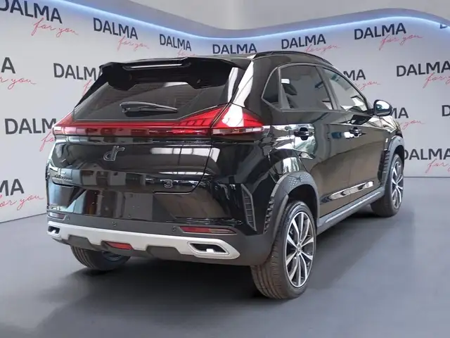 DR Automobiles DR3 view 5
