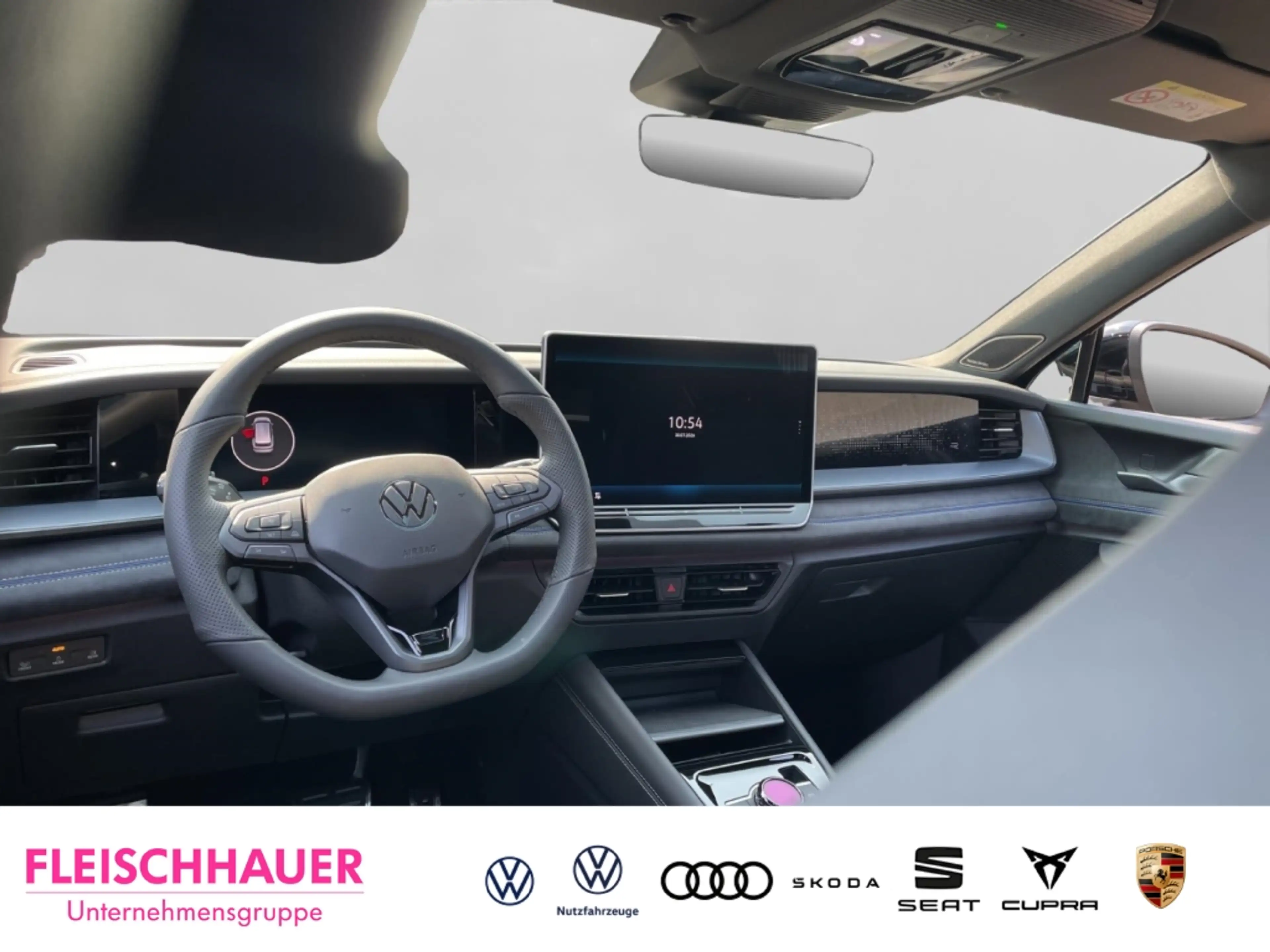 Volkswagen Tayron 1.5 TSI eHybrid 200kW R-Line AHK BLACK HUD PANO — photo 12
