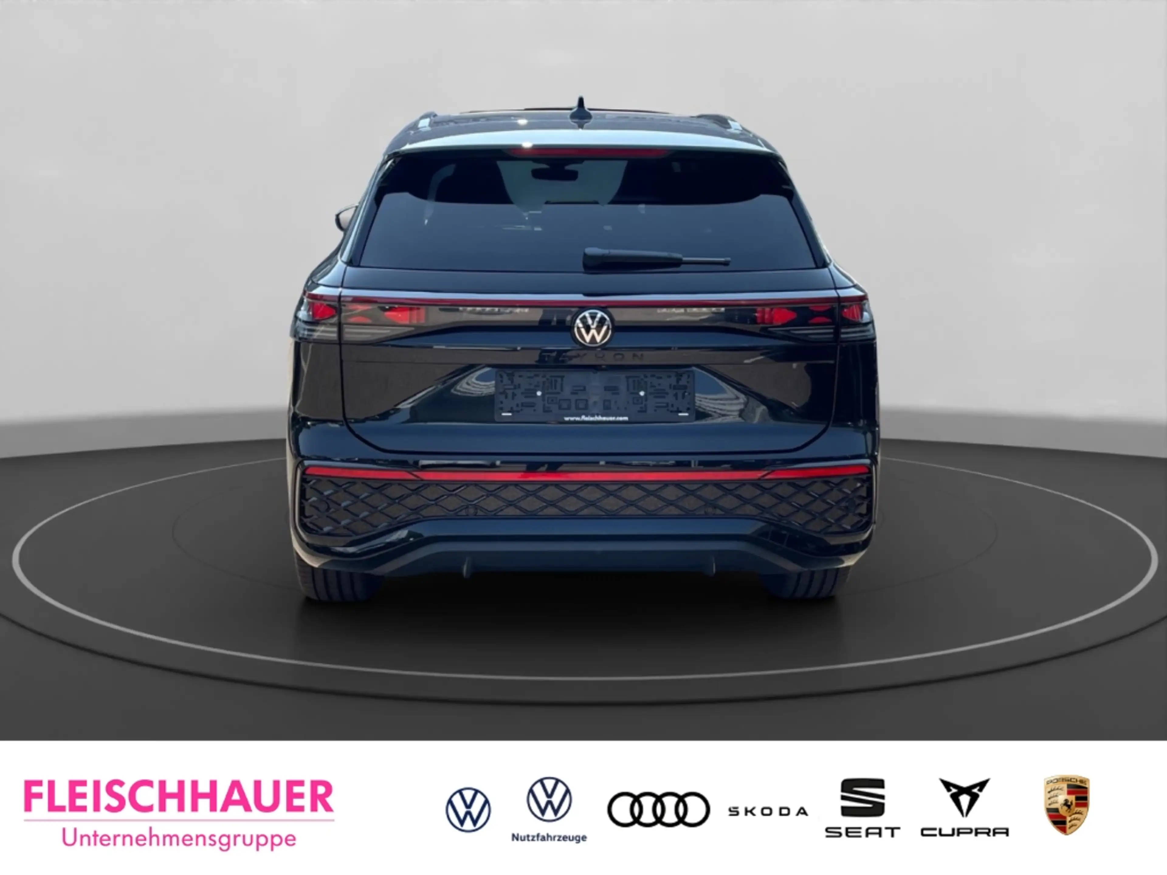 Volkswagen Tayron 1.5 TSI eHybrid 200kW R-Line AHK BLACK HUD PANO — photo 5