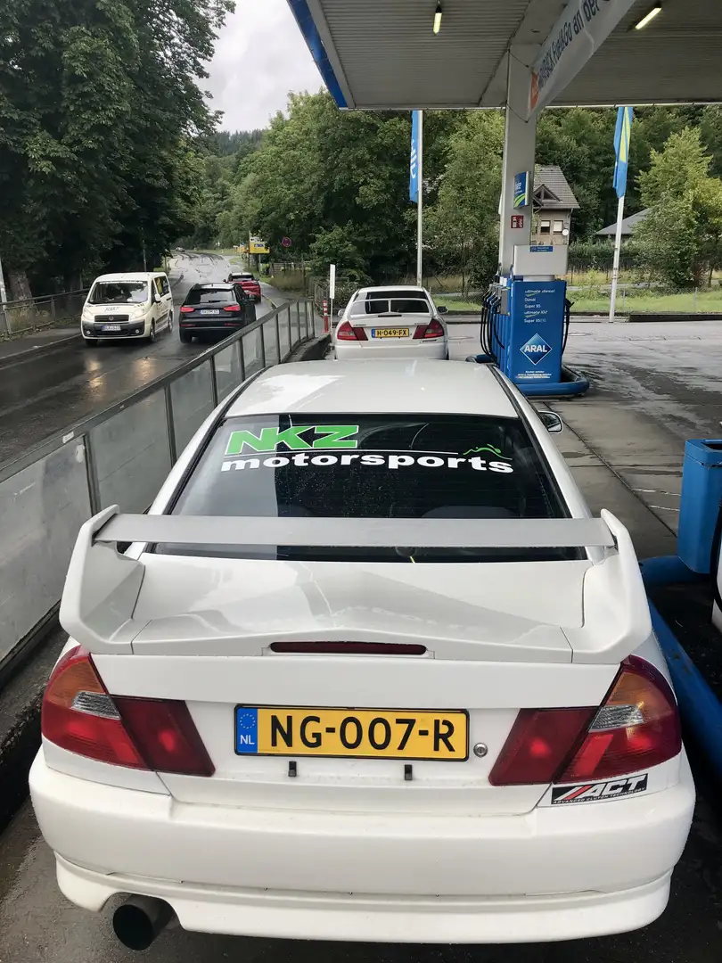 Mitsubishi Lancer Evo Evo 4 - 1