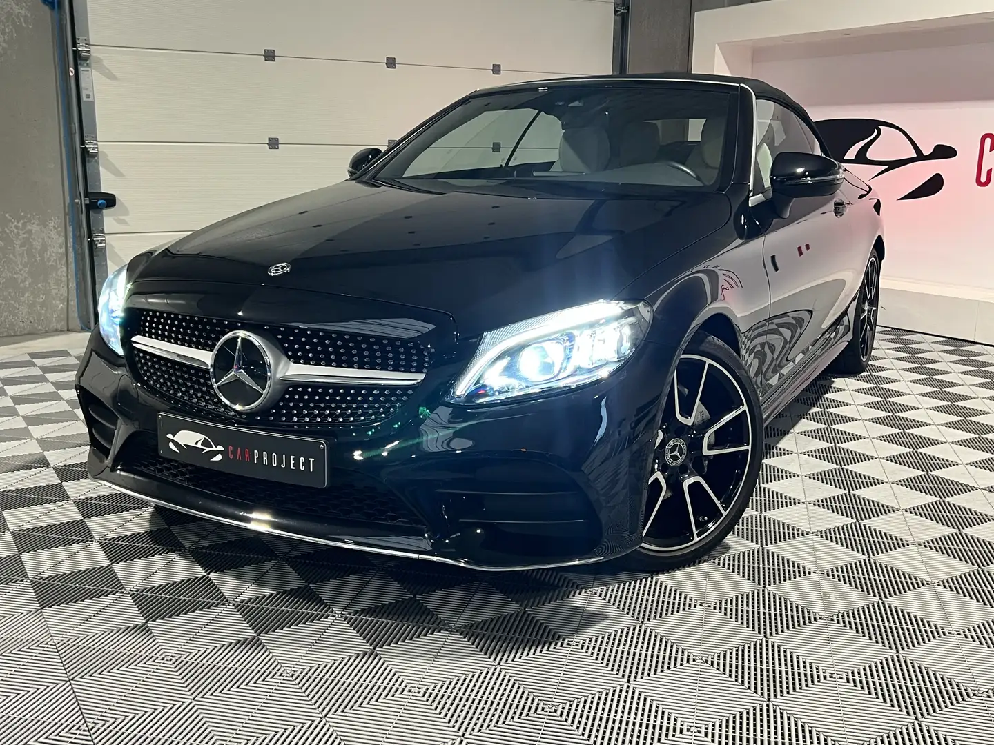 Mercedes-Benz C 180 Cabriolet/PACK AMG/GPS/CUIR/LED MULTIBEAM/CAMERA Schwarz - 1