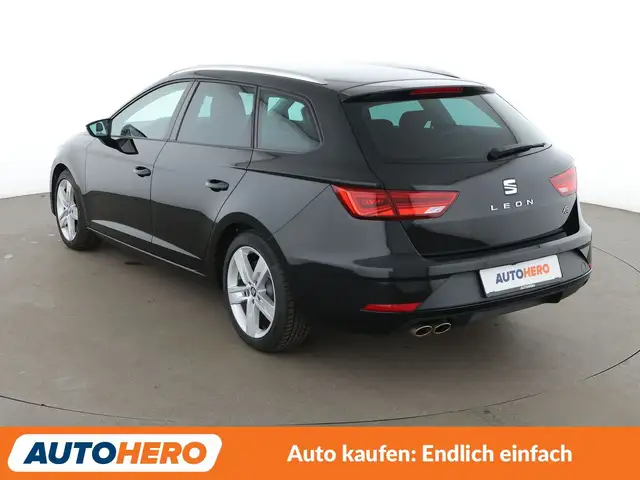 SEAT Leon view 4