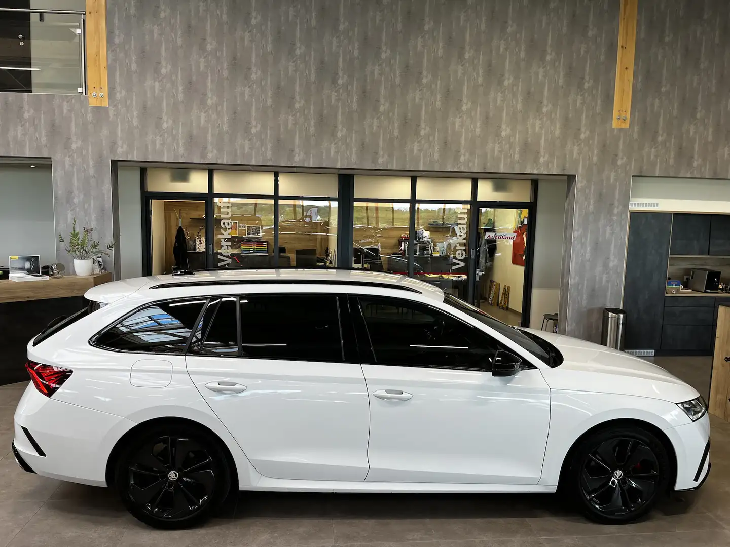 Skoda Octavia Combi RS 4x4 TDI Navi ACC AHK Matrix App Bianco - 2