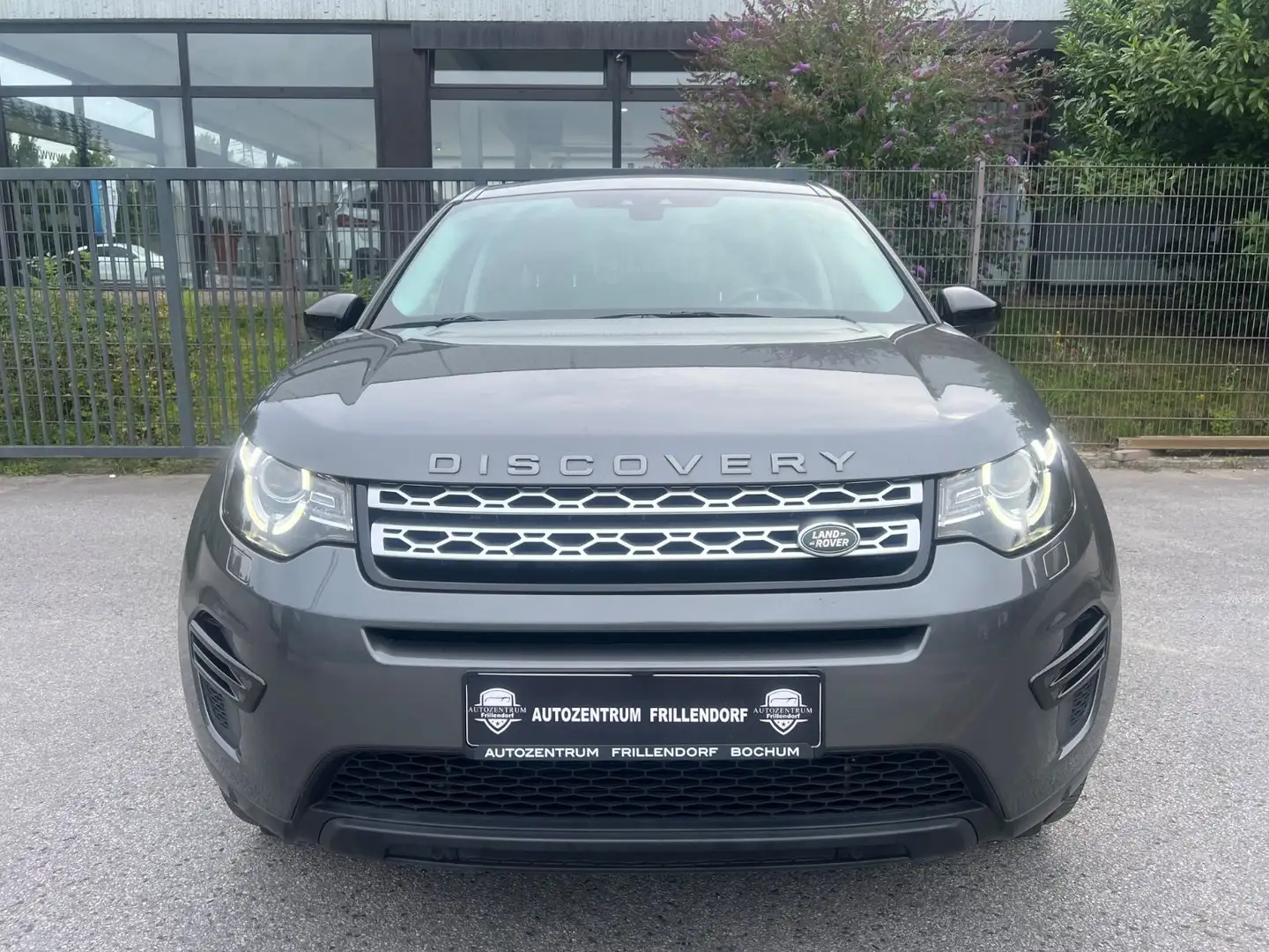 Land Rover Discovery Sport Pure XENON/NAVI/PANORAMA!!! Grau - 2