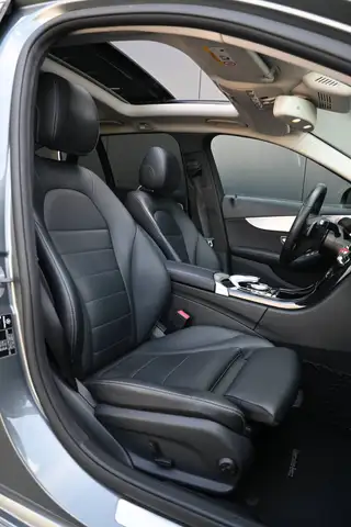 Mercedes-Benz C view 11