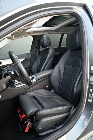 Mercedes-Benz C view 10