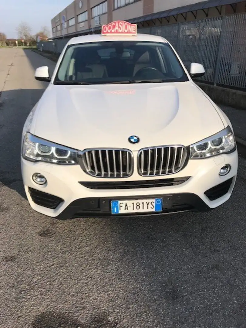 BMW X4 X4 F26 xdrive20d xLine auto Bianco - 2