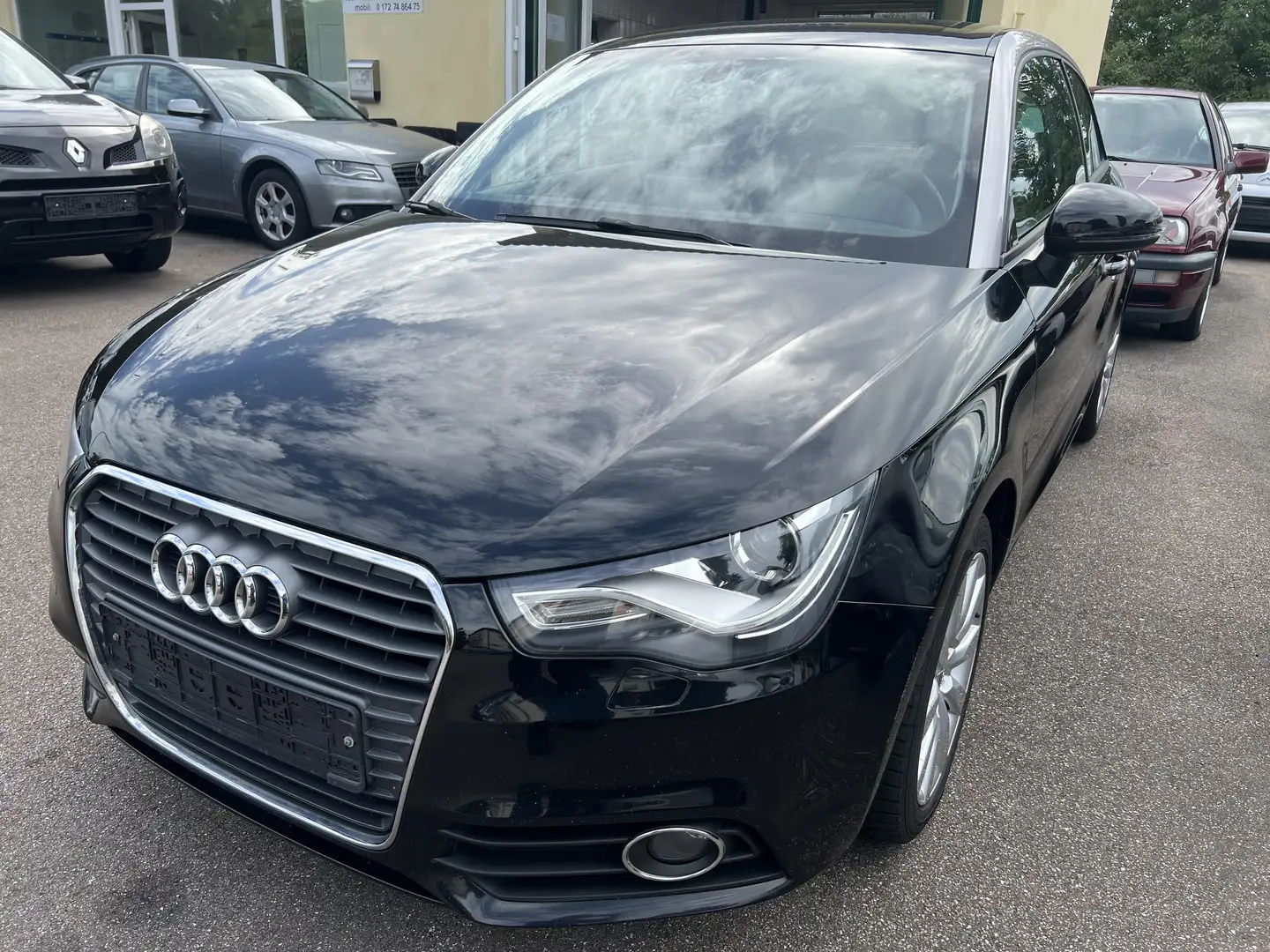 Audi A1 1.6 TDI Ambition Noir - 1