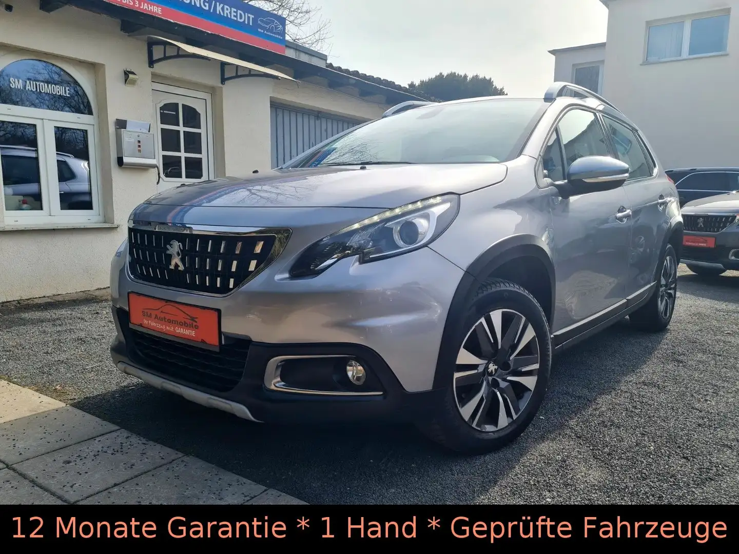 Peugeot 2008 AUT/Sport/LED/ Allure/Leder/City-Paket Gris - 1