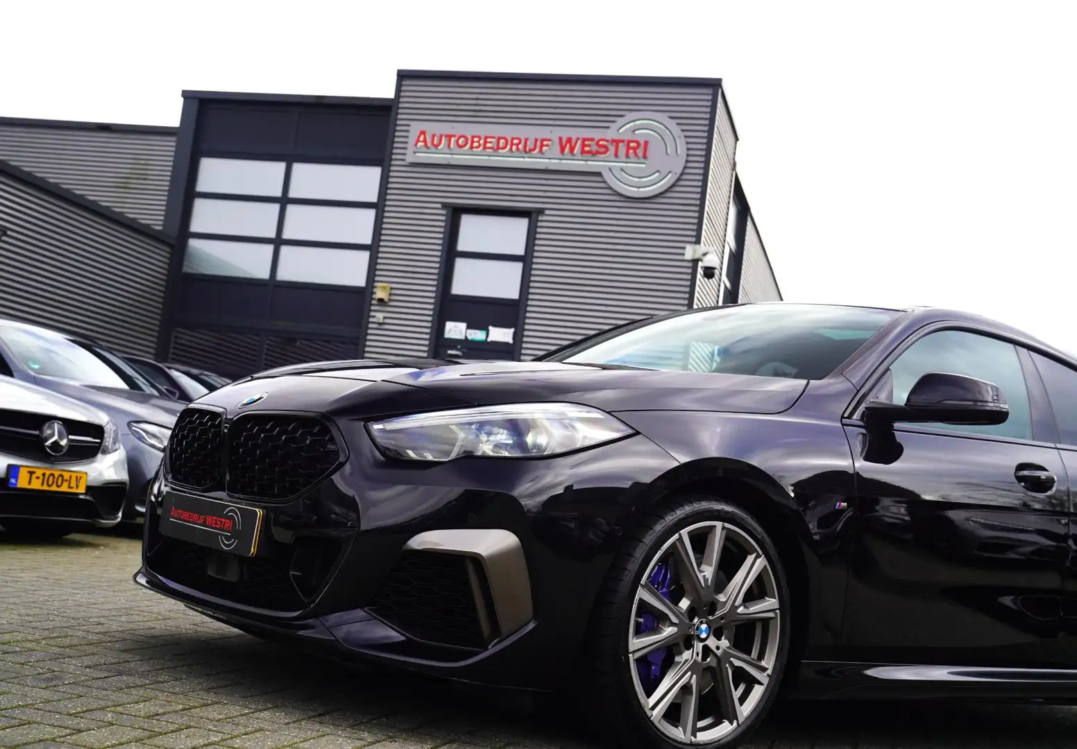 BMW 235 2-serie Gran Coupé M235i xDrive High Executive | H Fekete - 2