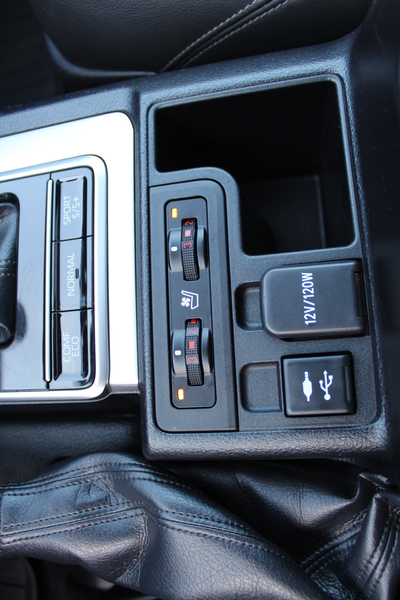 Toyota Land Cruiser 2.8 D-4D-F Executive Window Van | Rijklaar | Trekh — photo 10