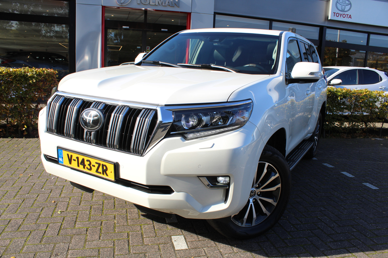 Toyota Land Cruiser 2.8 D-4D-F Executive Window Van | Rijklaar | Trekh — photo 27