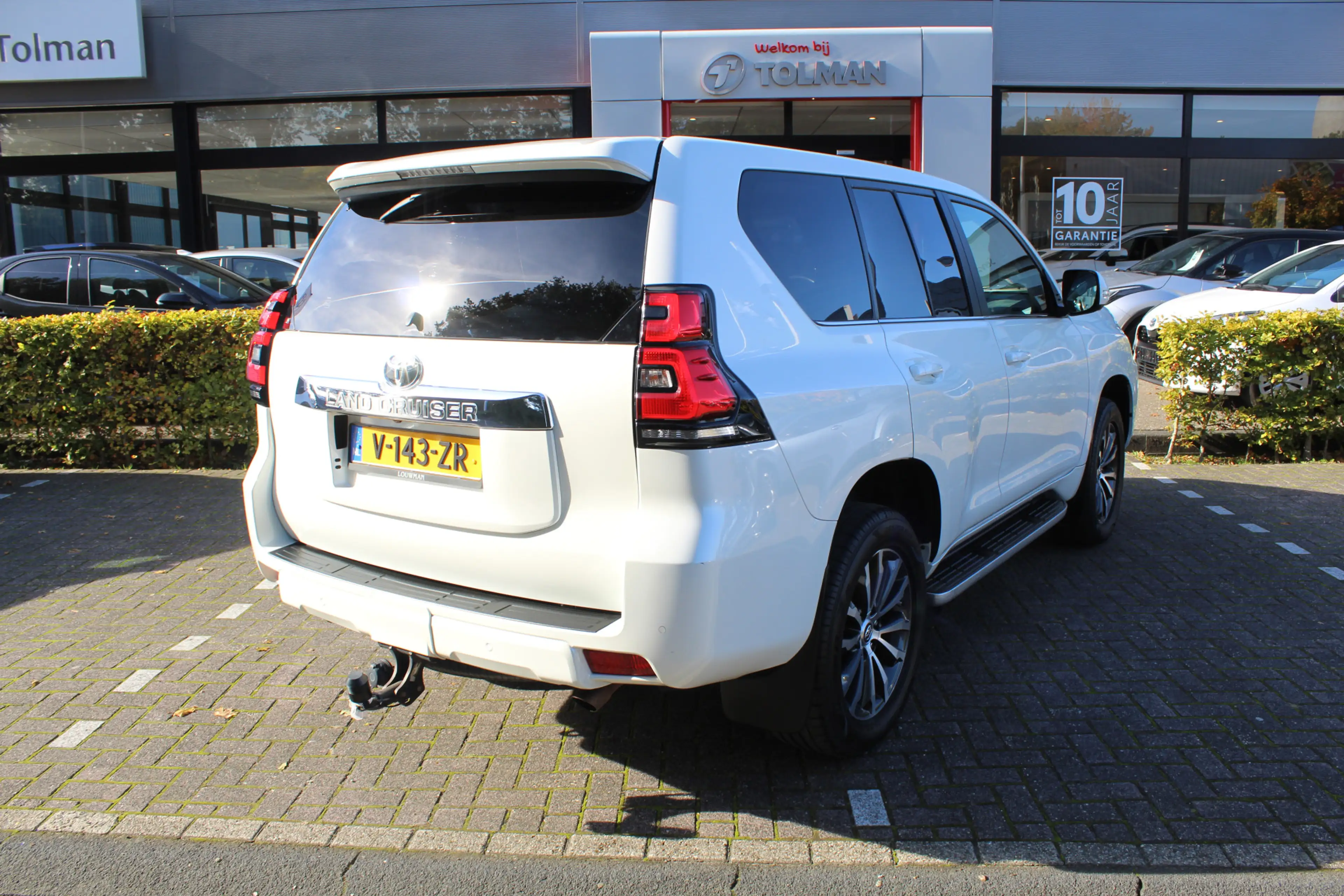 Toyota Land Cruiser 2.8 D-4D-F Executive Window Van | Rijklaar | Trekh — photo 22