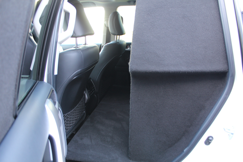 Toyota Land Cruiser 2.8 D-4D-F Executive Window Van | Rijklaar | Trekh — photo 11