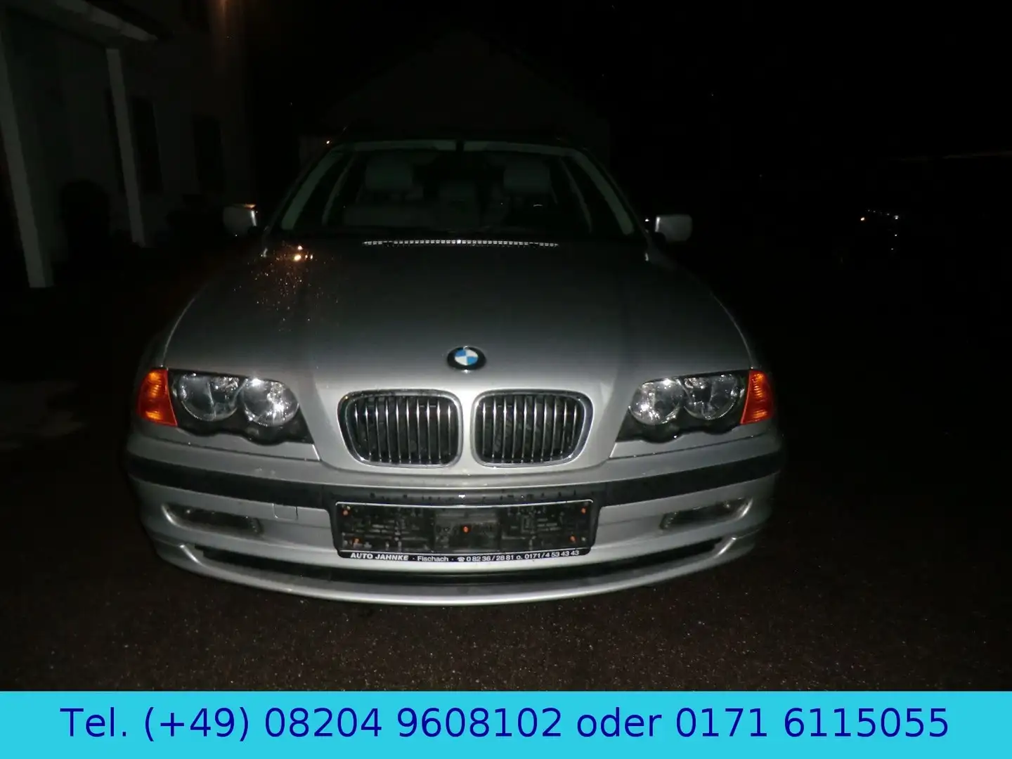 BMW 320 i Touring Automatik/Leder/AHK/2.Hand Silber - 1