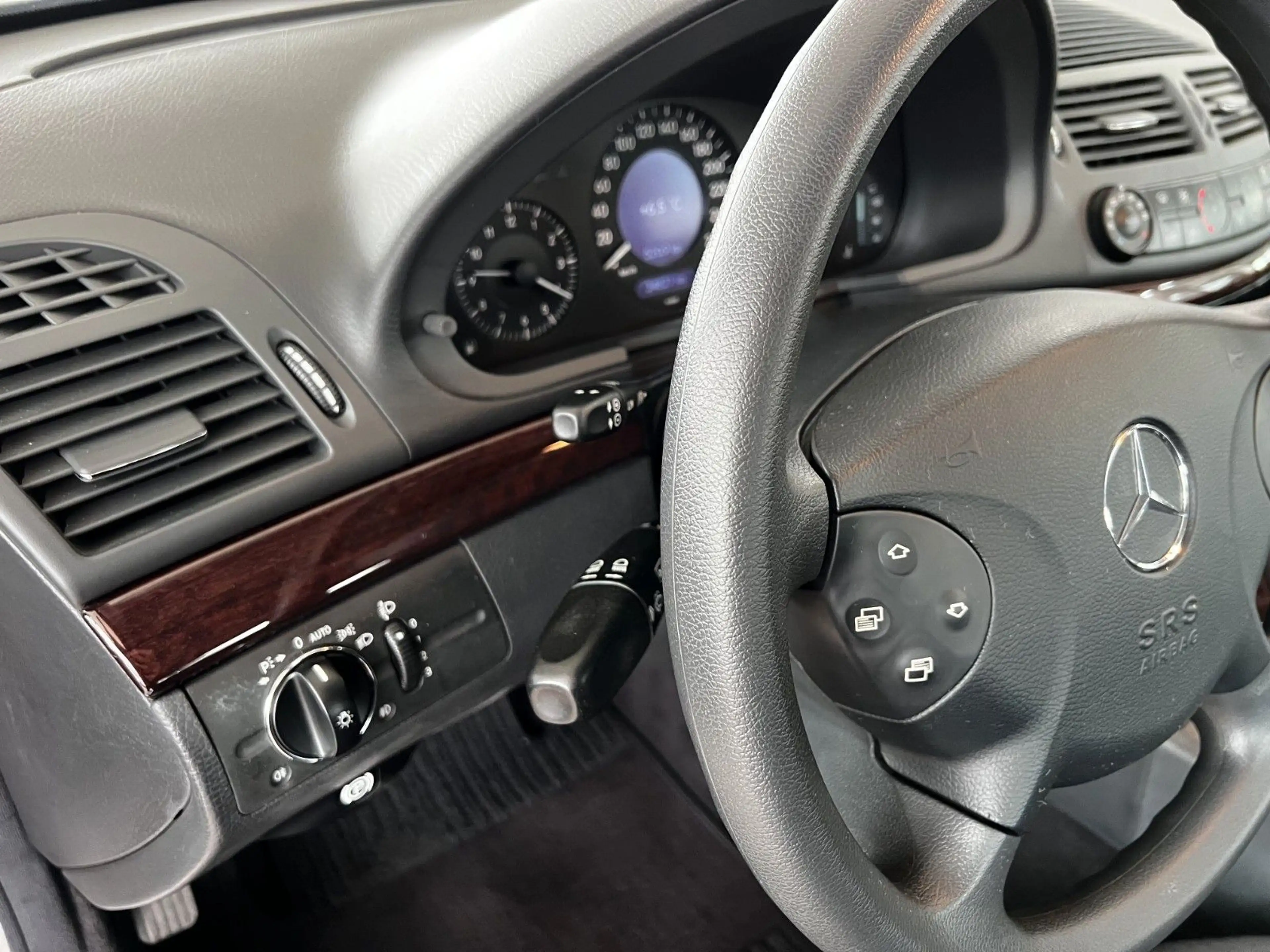 Mercedes-Benz E 200 E Limousine E 200 Kompressor — photo 14