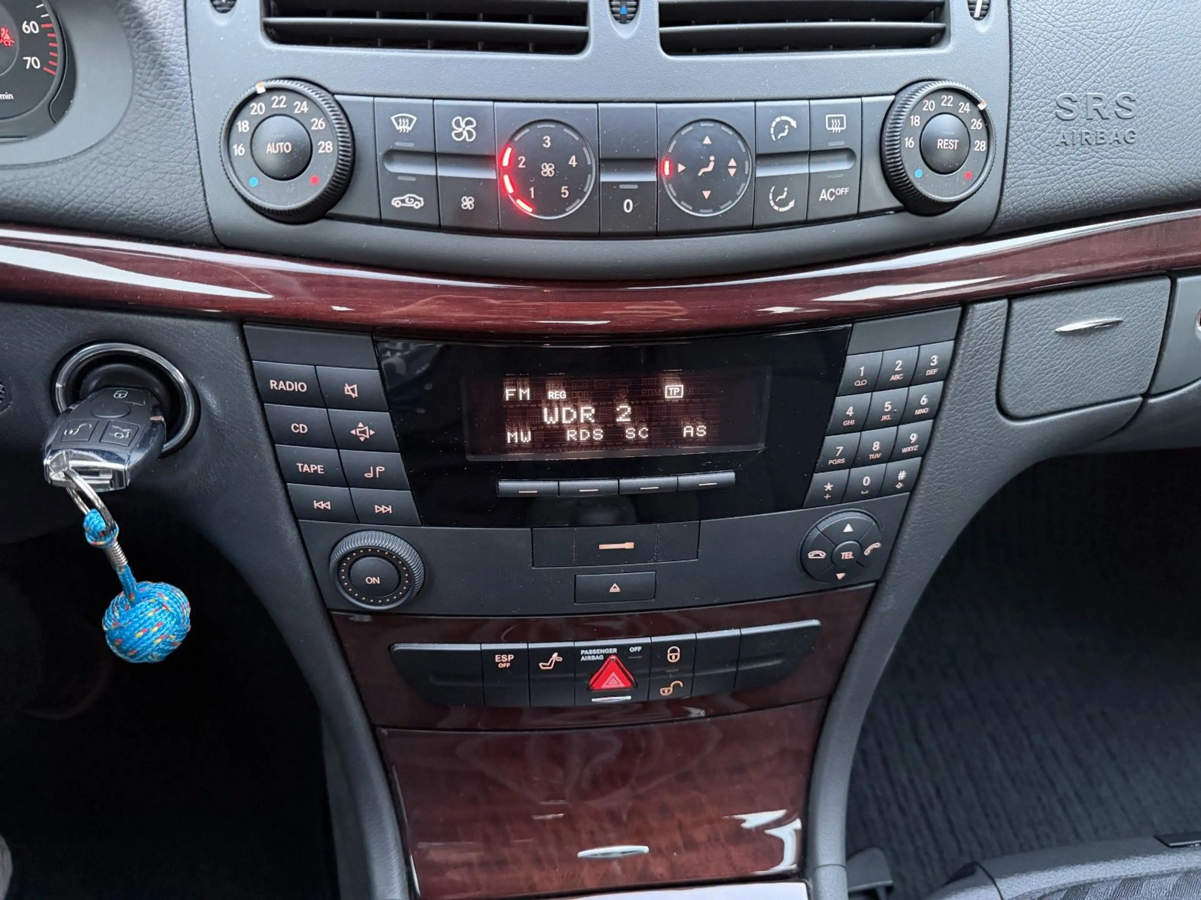 Mercedes-Benz E 200 E Limousine E 200 Kompressor — photo 12