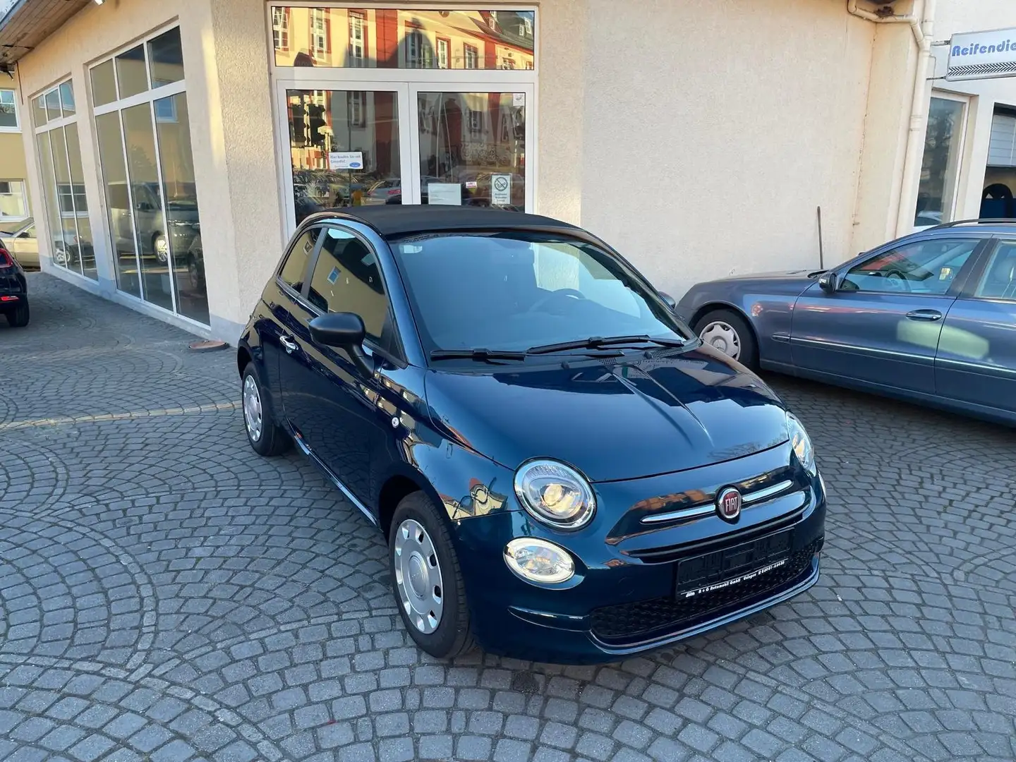 Fiat 500C Cabrio Elekr Verdeck KLIMA HYBRID Apple CarPlay Negro - 1