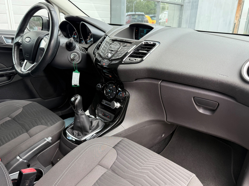 Ford Fiesta 1.0 EcoBoost Titanium X| NAVI| NAP| — photo 9