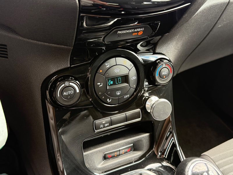 Ford Fiesta 1.0 EcoBoost Titanium X| NAVI| NAP| — photo 7