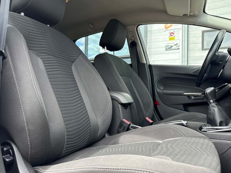Ford Fiesta 1.0 EcoBoost Titanium X| NAVI| NAP| — photo 6