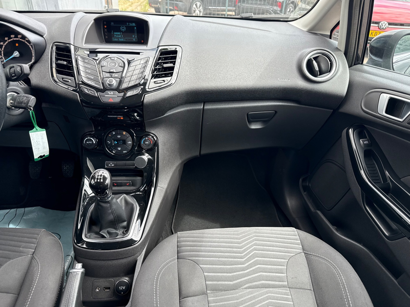 Ford Fiesta 1.0 EcoBoost Titanium X| NAVI| NAP| — photo 8