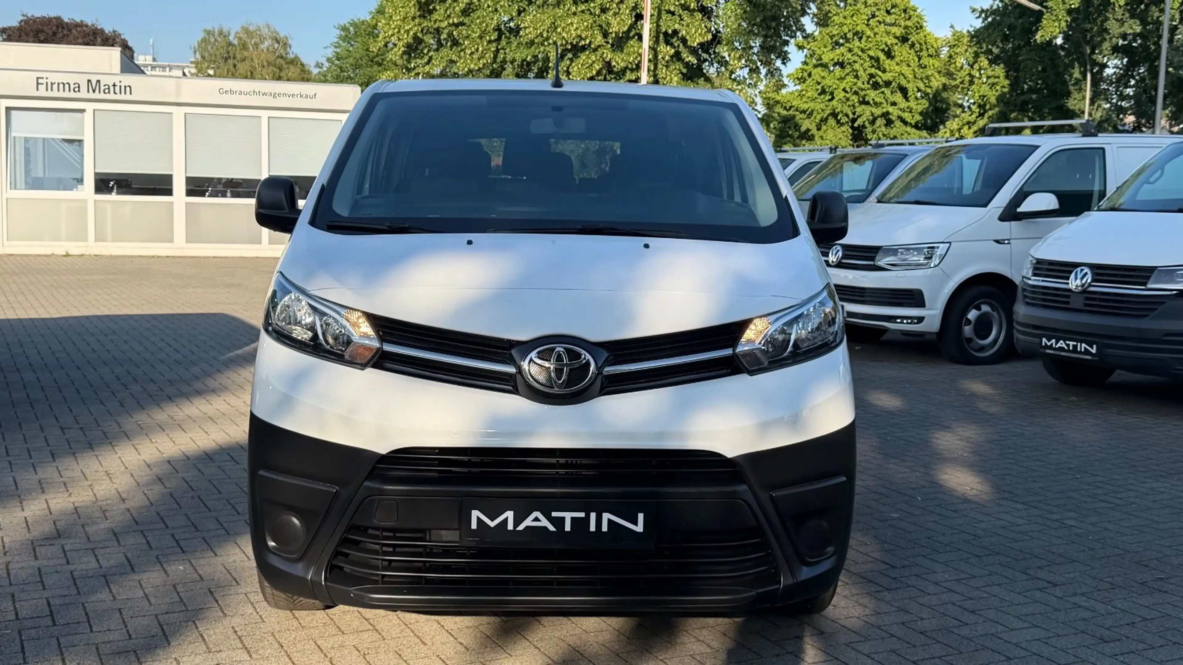 Toyota Proace PROACE VERSO L1 SHUTTLE 9-SITZER/KLIMA/1.HAND — photo 2