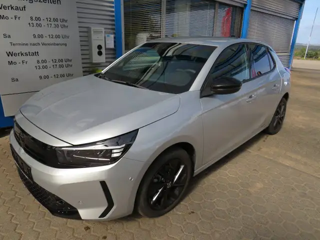 Opel Corsa view 2