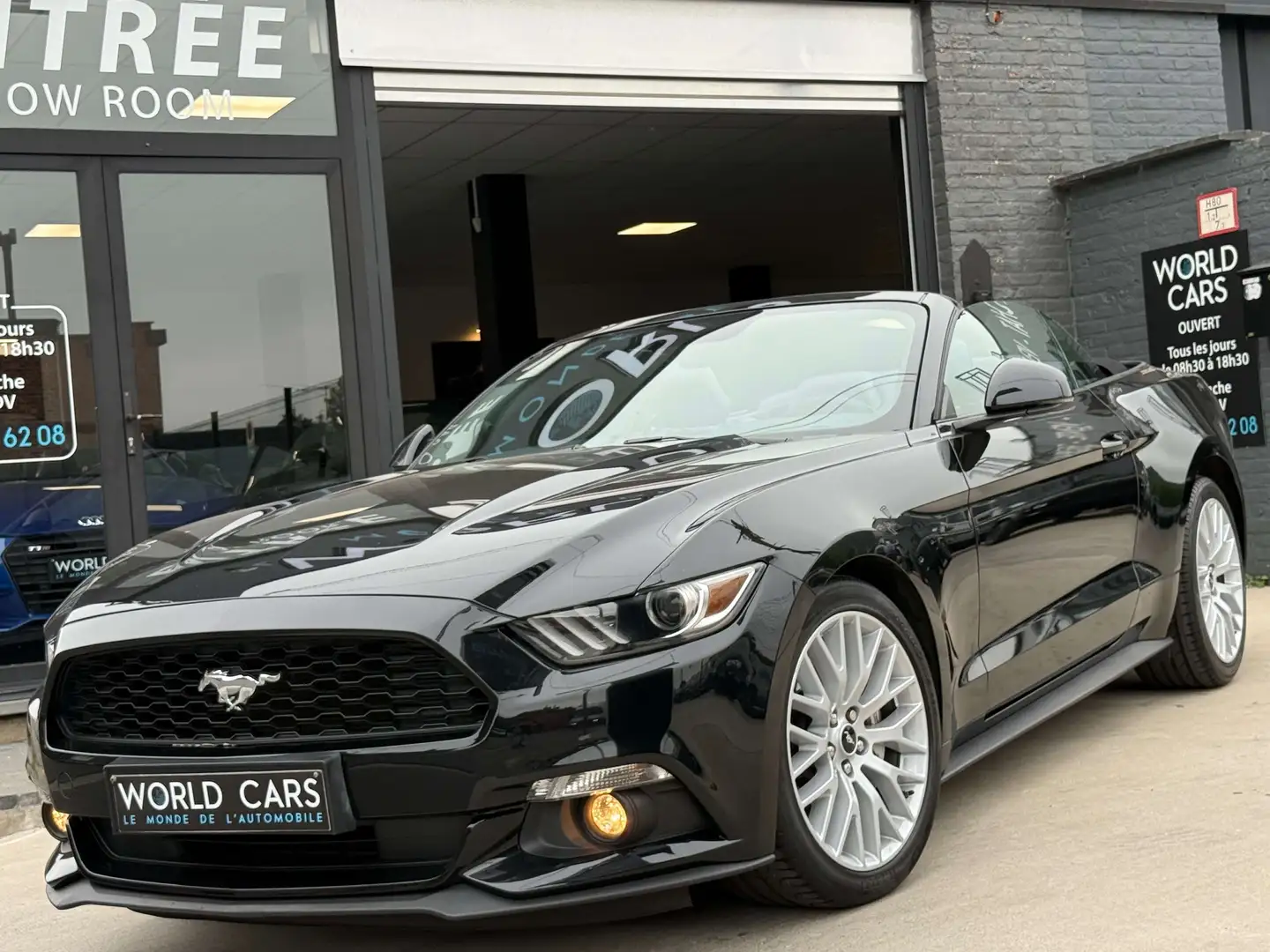 Ford Mustang 2.3i CABRIOLET AUTOMATIQUE NAVI CUIR CAM FULL OP. Noir - 1