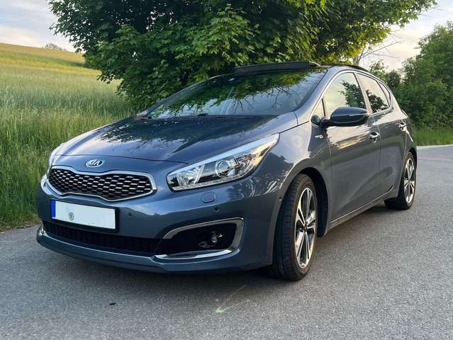 Kia Ceed / cee'd Ceed 1.6 GDI Platinum Edition