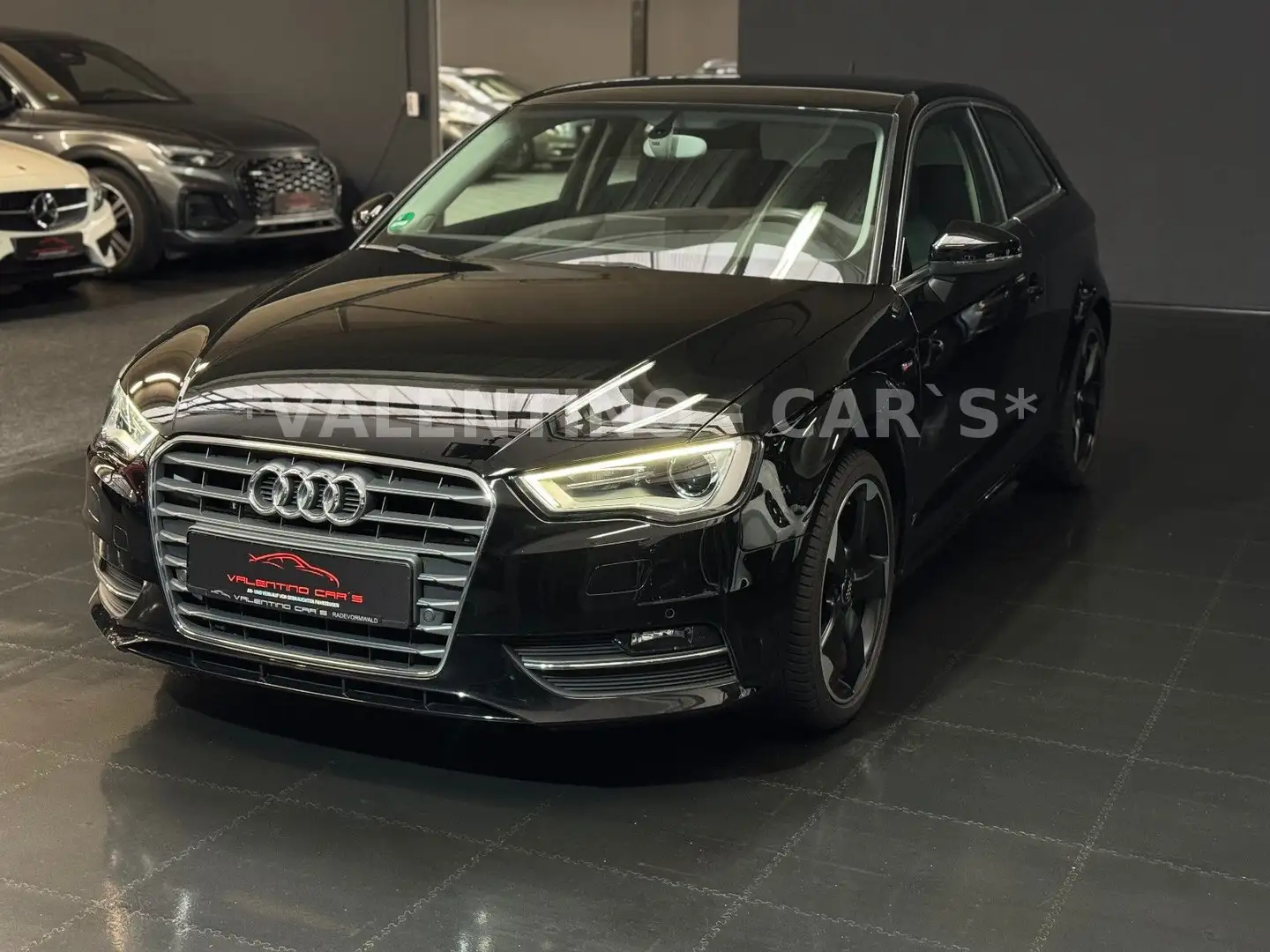Audi A3 1.8TFSI S-Line/Navi/Klima/Shz/PDC/Temp/BiXen Nero - 2