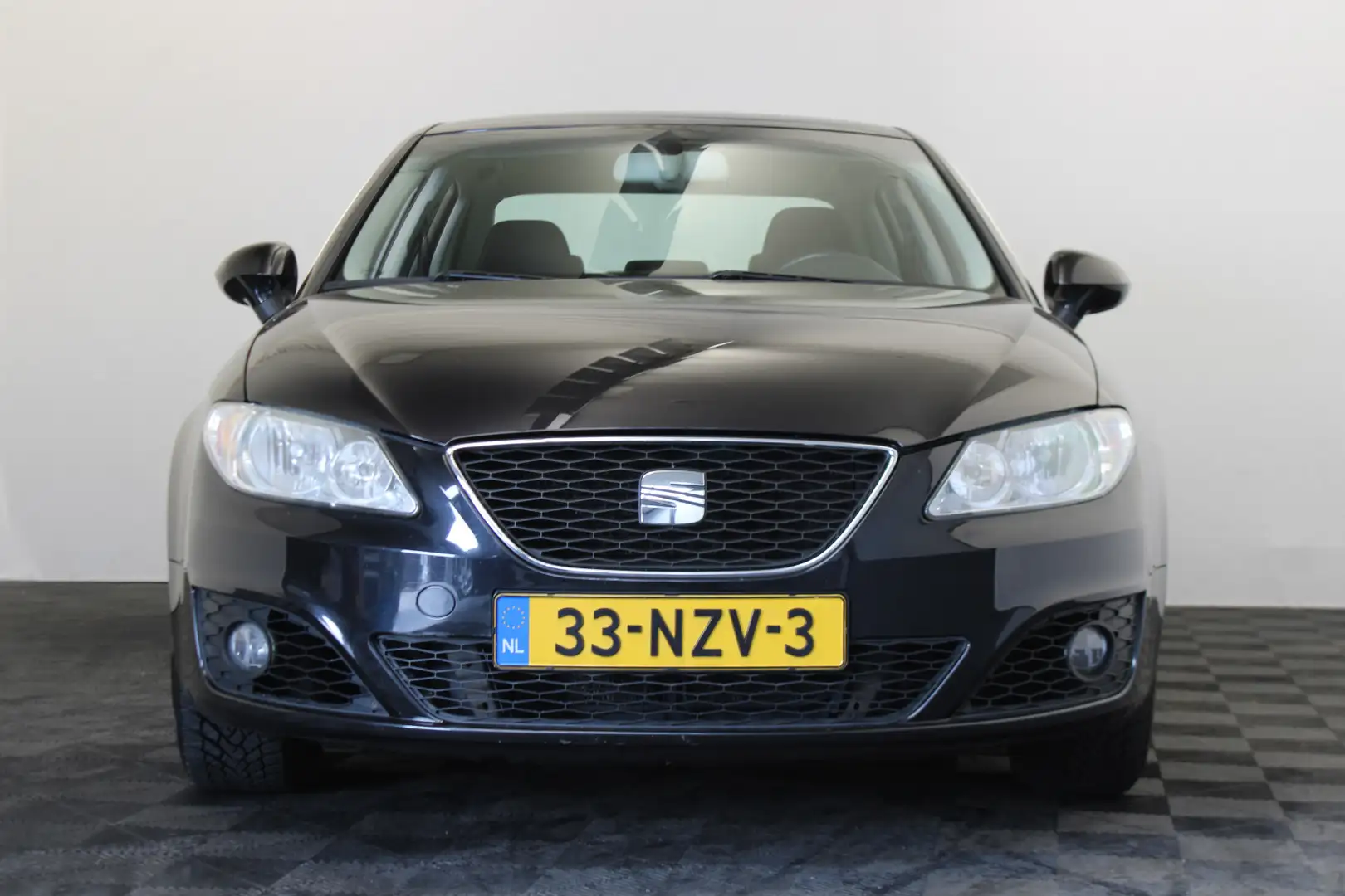 SEAT Exeo 1.8 TSI Sport Zwart - 2
