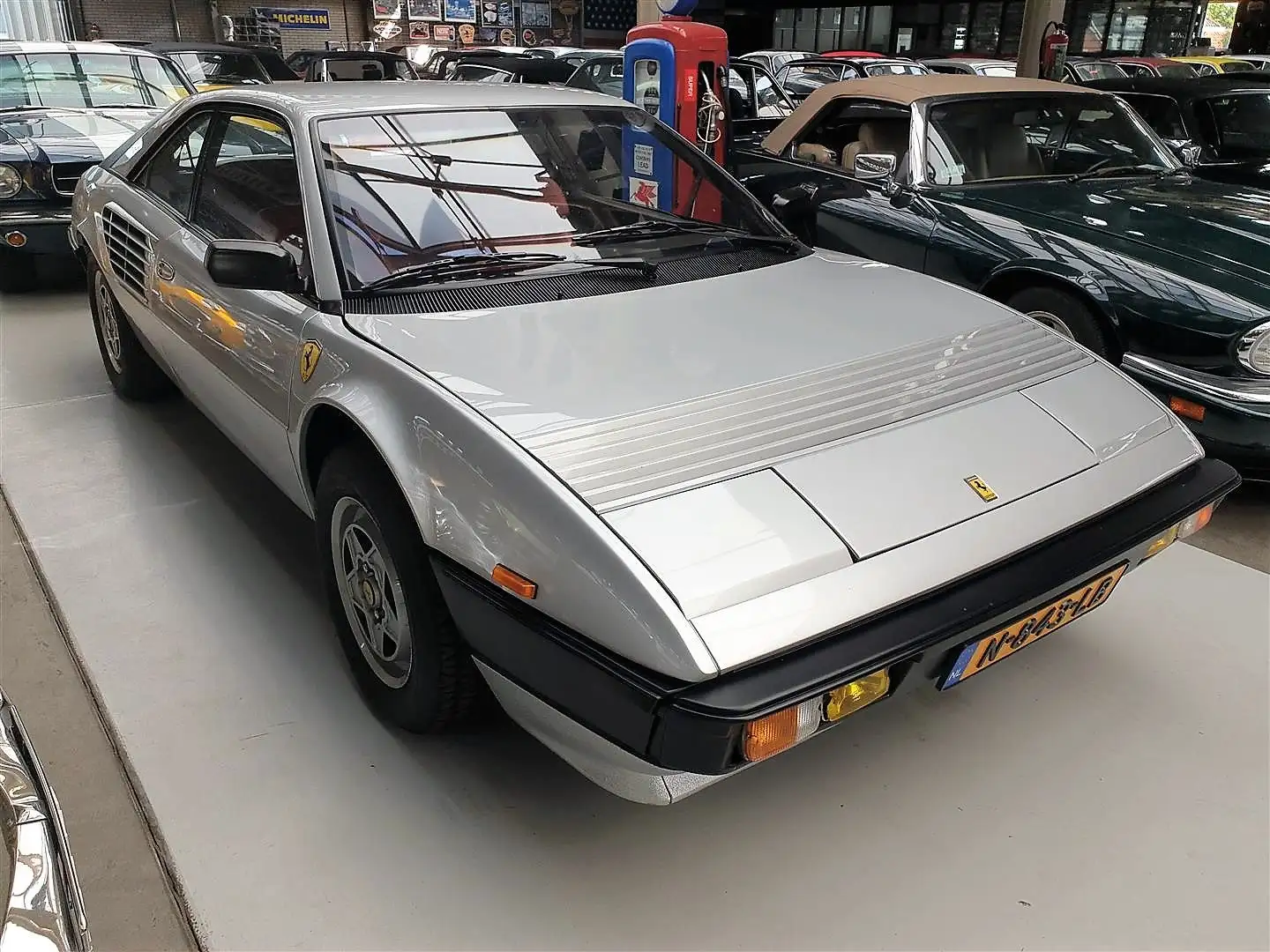 Ferrari Mondial QV8  2+2 Silber - 2